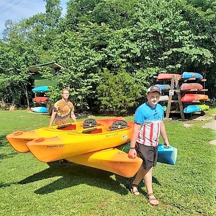 Carrying Kayaks
